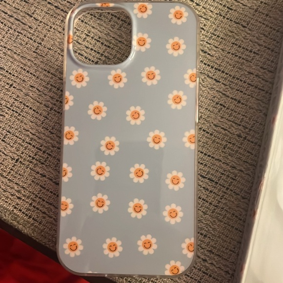 xo poppy phone case (brand new) - Picture 5 of 5